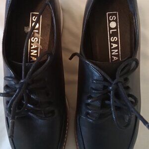 Women's SolSana platform oxfords shoes, black, size 36 (6) narrow